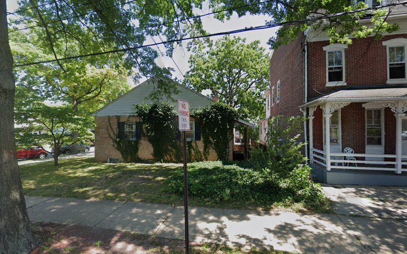 23509 elizabeth r. howard