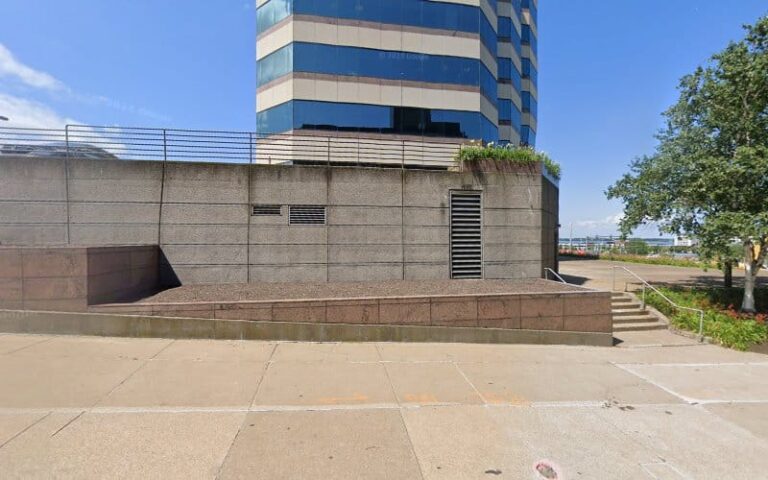 28905 mac donald illig jones britton cullen james d 768x480