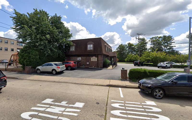 32099 robert deluca associates