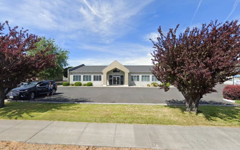 100580 black barbara j 768x480