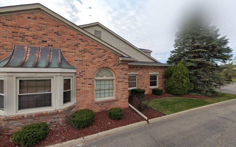 105082 bozimowski walter a 768x480