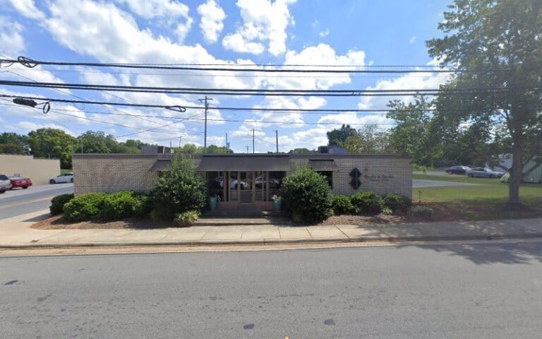 109686 brooke brooke 768x480