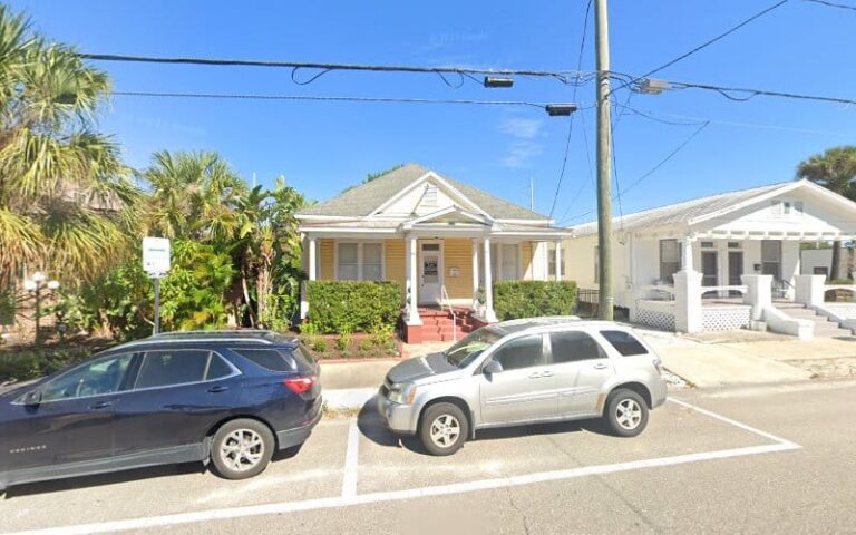 110507 brown kari 768x480