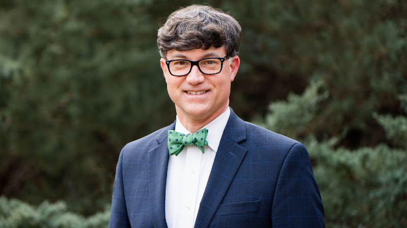 115444 c.r. chisholm attorney