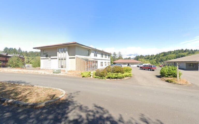 122858 chambers joan m 768x480