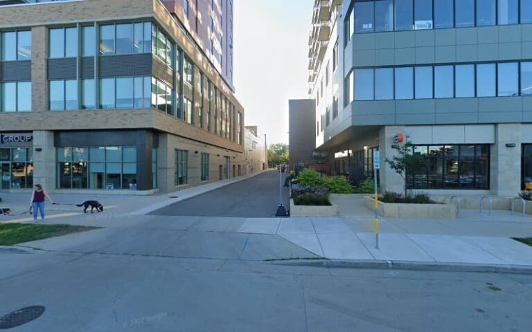 127556 chvala law office 768x480