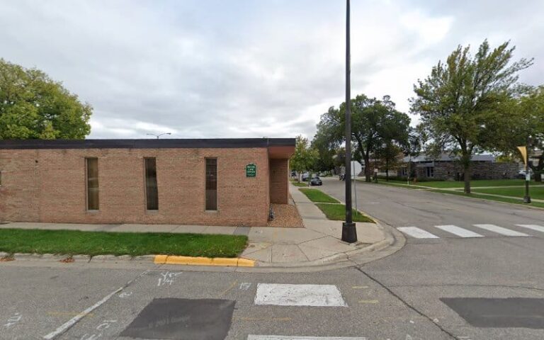 129376 cletus j frank law office 768x480