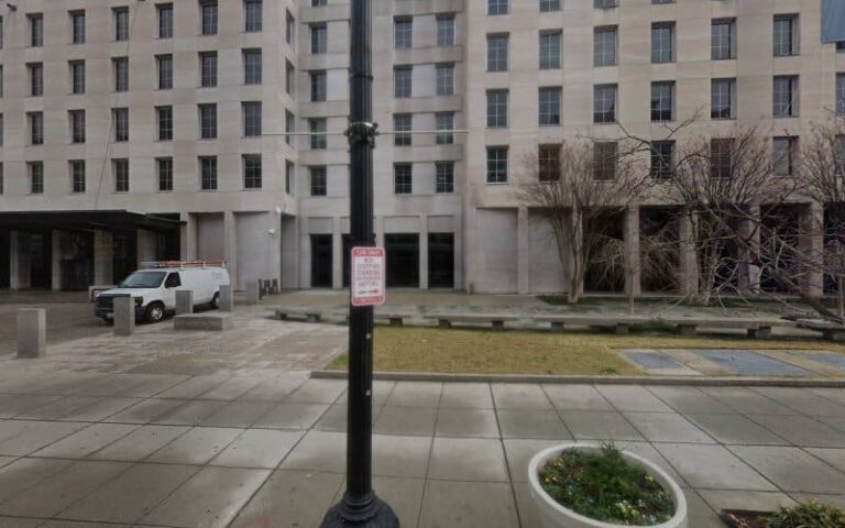 129464 clifford garde 768x480