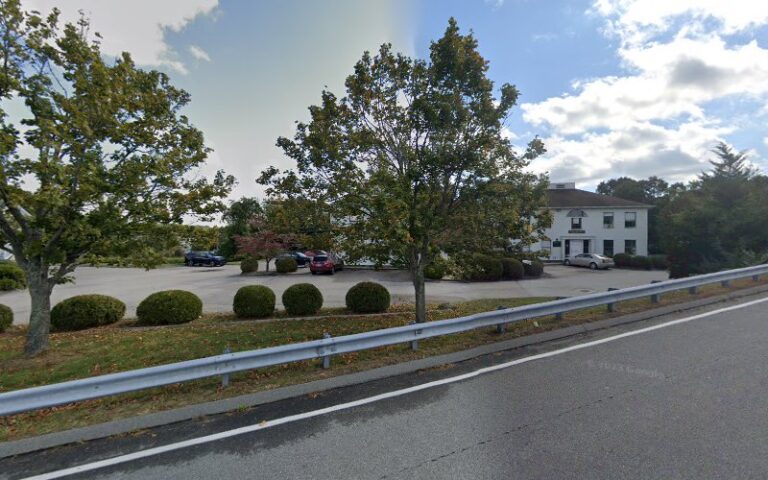 131622 collier thomas f 768x480