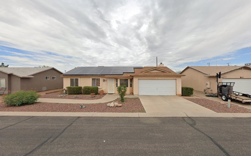 135848 country village