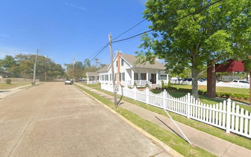 136785 craig j. landry attorney