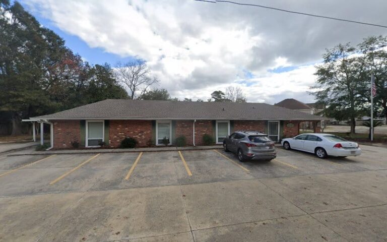 140081 d. bruce cameron 768x480