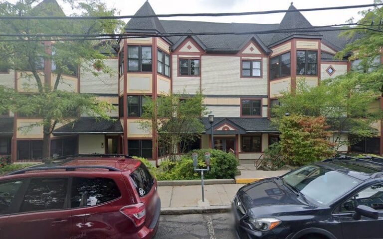 143932 david c. bloomberg esq 768x480