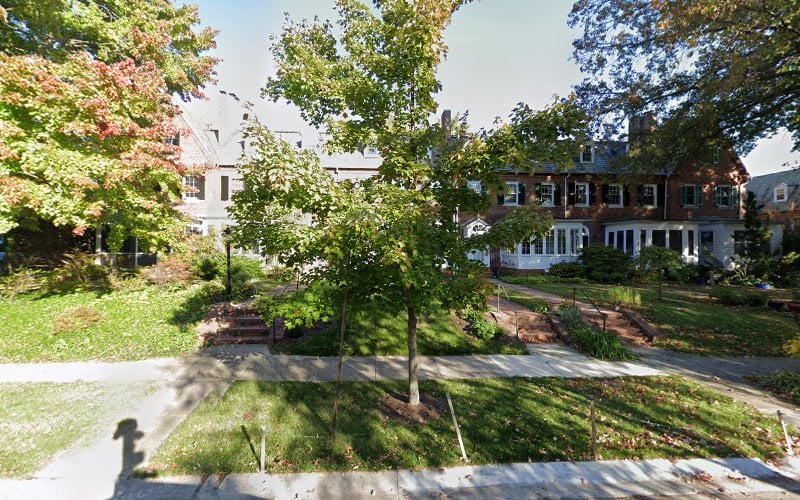 144122 david e albright llc