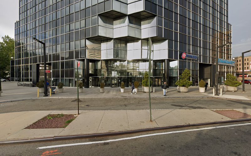 147274 dayan law llp