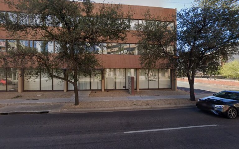 150570 dennis r. kurth attorney 768x480