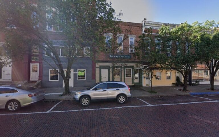 157233 dowling associates 768x480