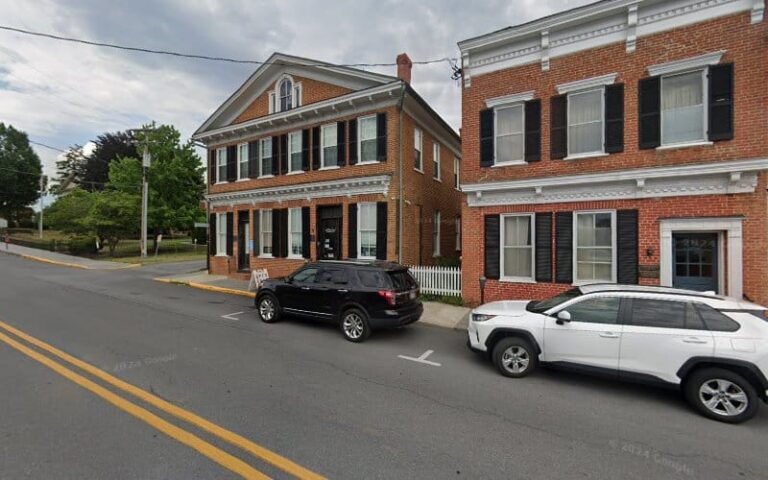 160505 e. scott smalley 768x480