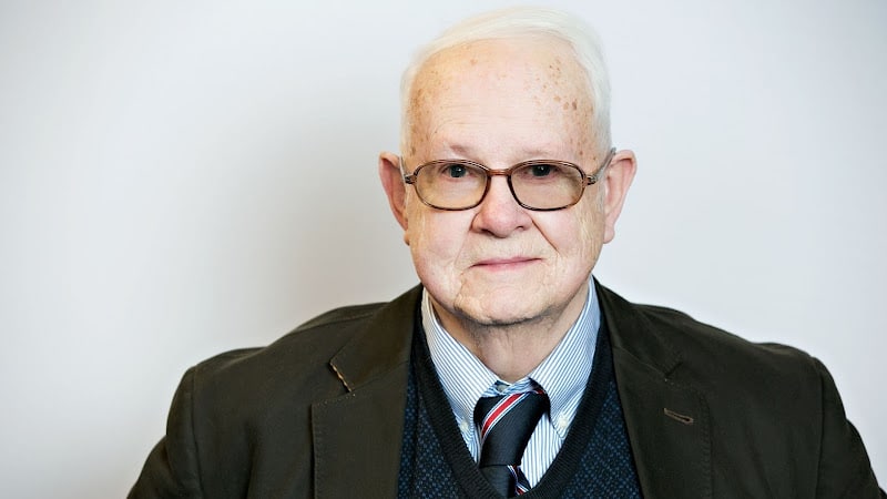 162056 edward p. russell attorney