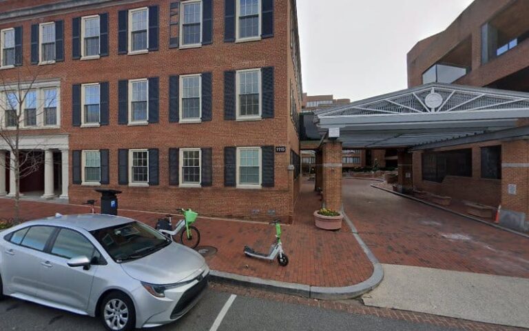 163637 elitok hartnett law firm 768x480