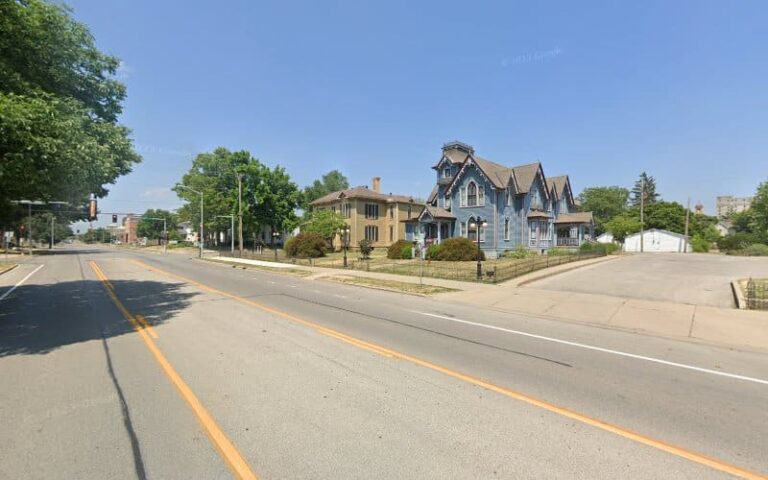 164551 elmore reid 768x480