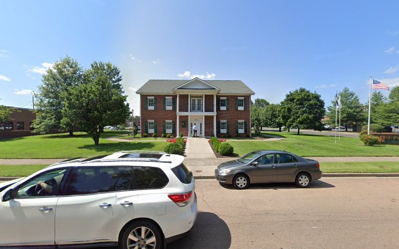 164984 emily roark attorney