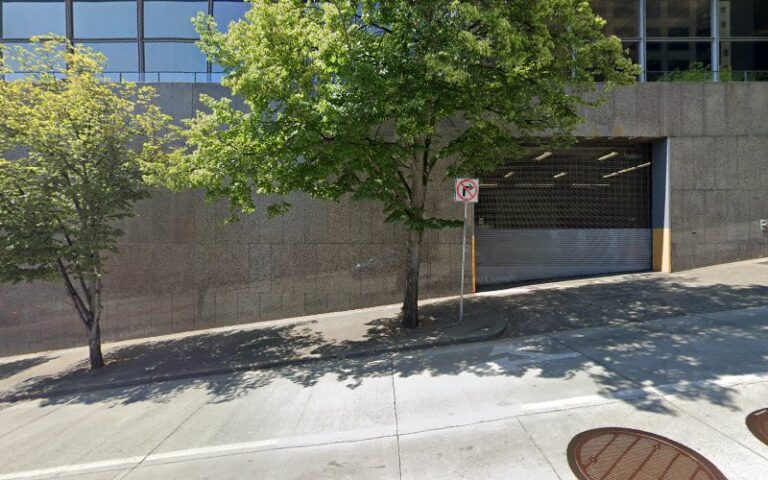 168438 eviction lawyer 768x480