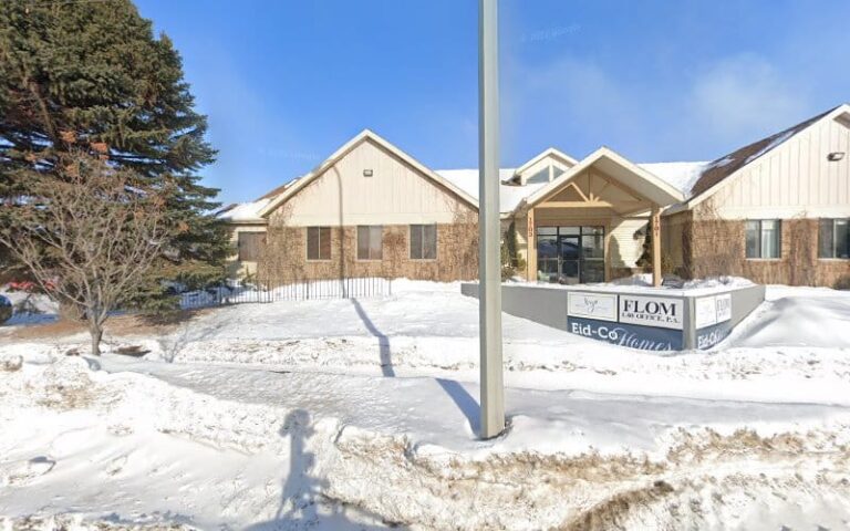 174596 flom law office p.a 768x480