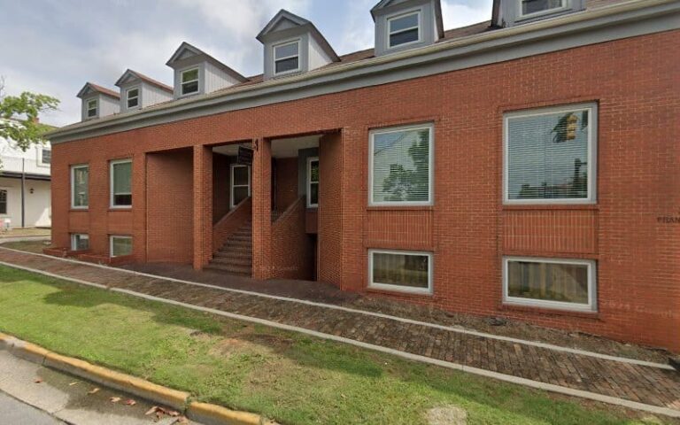 181994 gardner bruce a 768x480