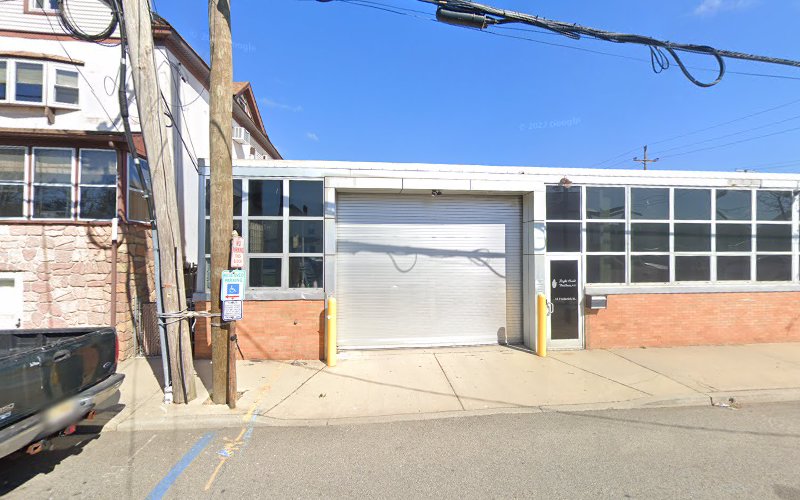188169 gloria law group