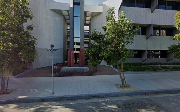 189687 gomez rebecca 768x480