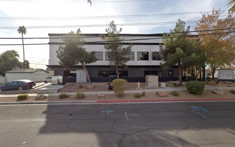 193469 gregory d. knapp esq 768x480