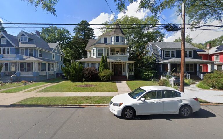 194394 griffith jane w 768x480