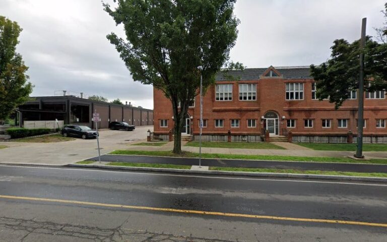 195698 gunning law firm roth vanessa 768x480