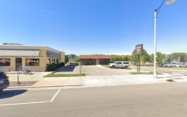 195913 gustafson lynn l 768x480