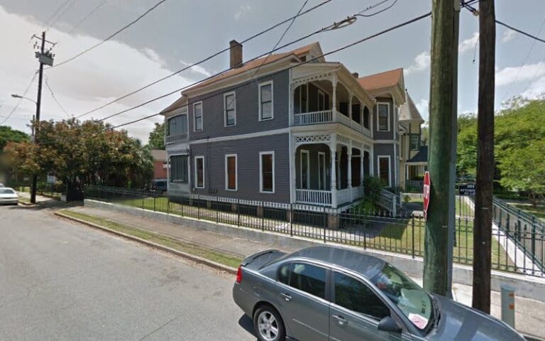 197333 hale lee l 768x480