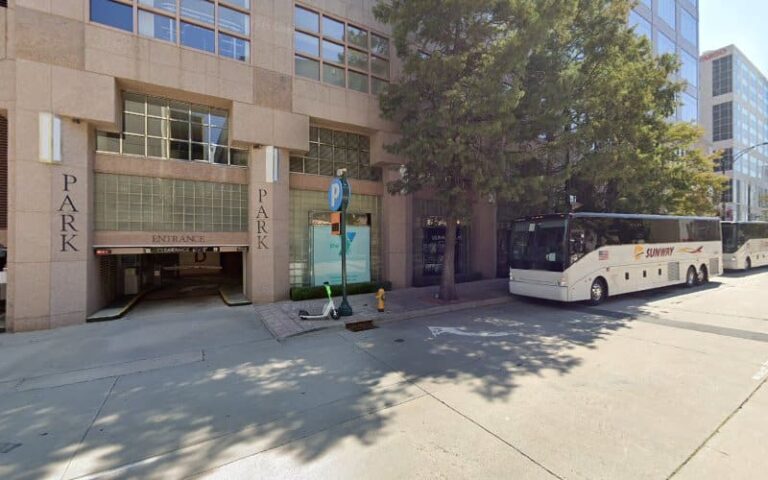 197544 hall c wells 768x480