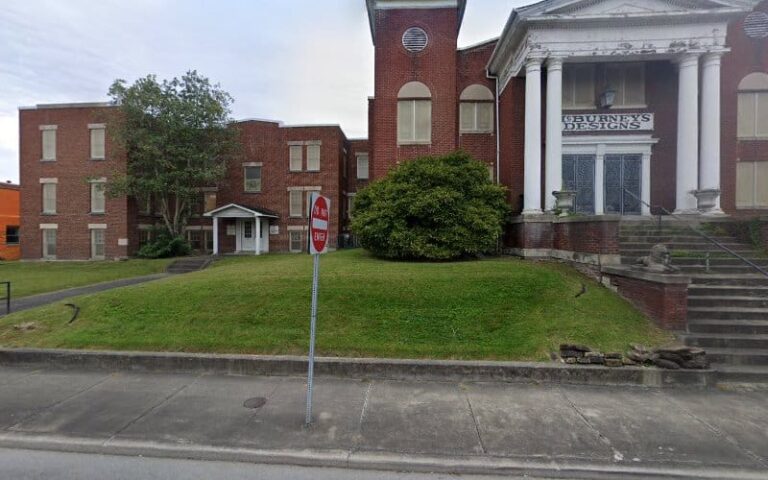 198401 hammons brittain hammons robert p 768x480