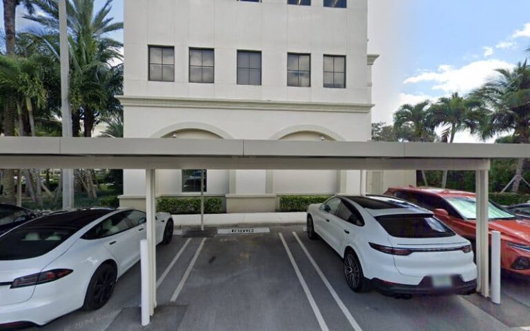 206227 hicks motto 768x480