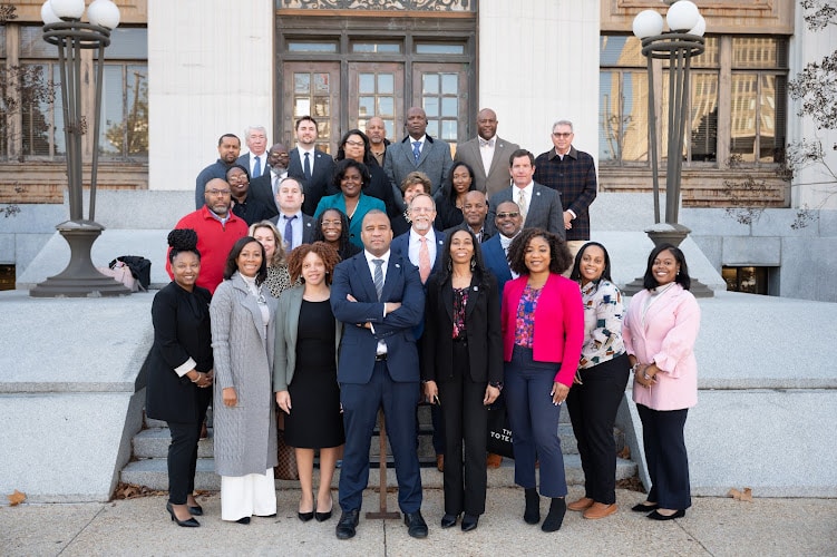 206979 hinds county district attorney
