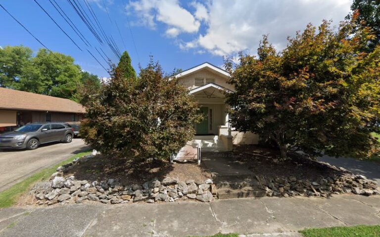 207129 hinton hinton attorneys at law 768x480