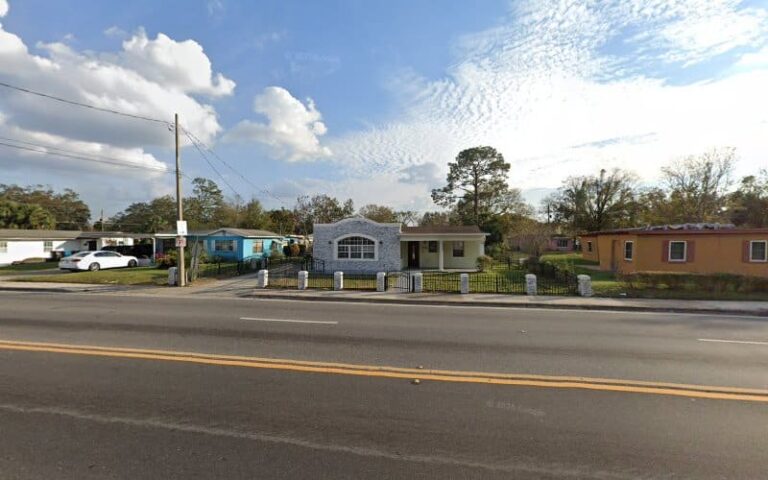 208797 holland allen 768x480