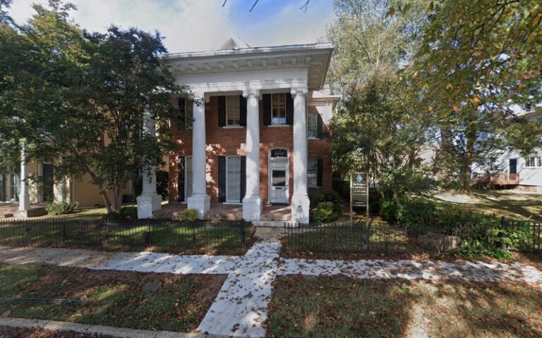 208933 holleman associates 768x480