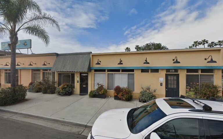 208964 holley menker 768x480