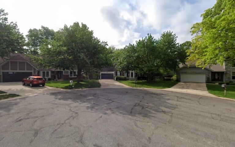 208976 holli williams esq 768x480