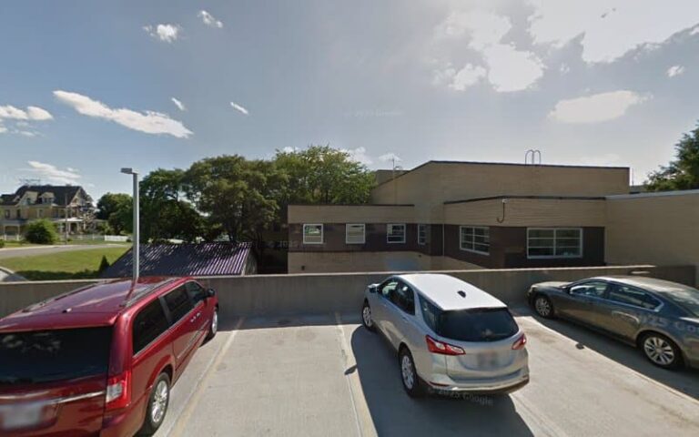 209484 holzhuter john w 768x480