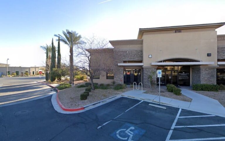 209585 hong hong 768x480