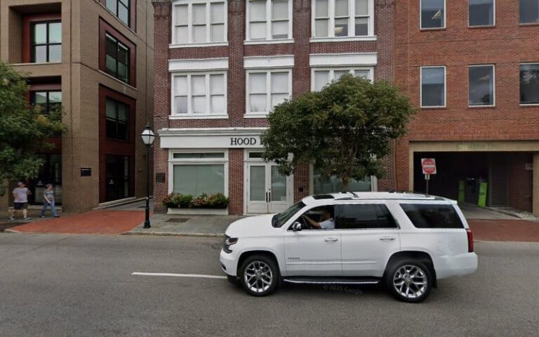 209712 hood law firm craig molly h 768x480