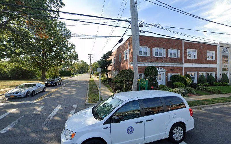 211048 howard r. guralnick esq