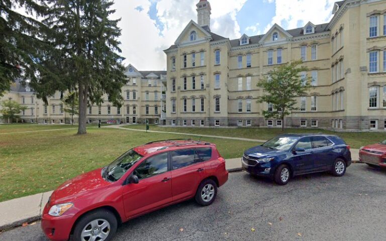 211478 hty law 768x480